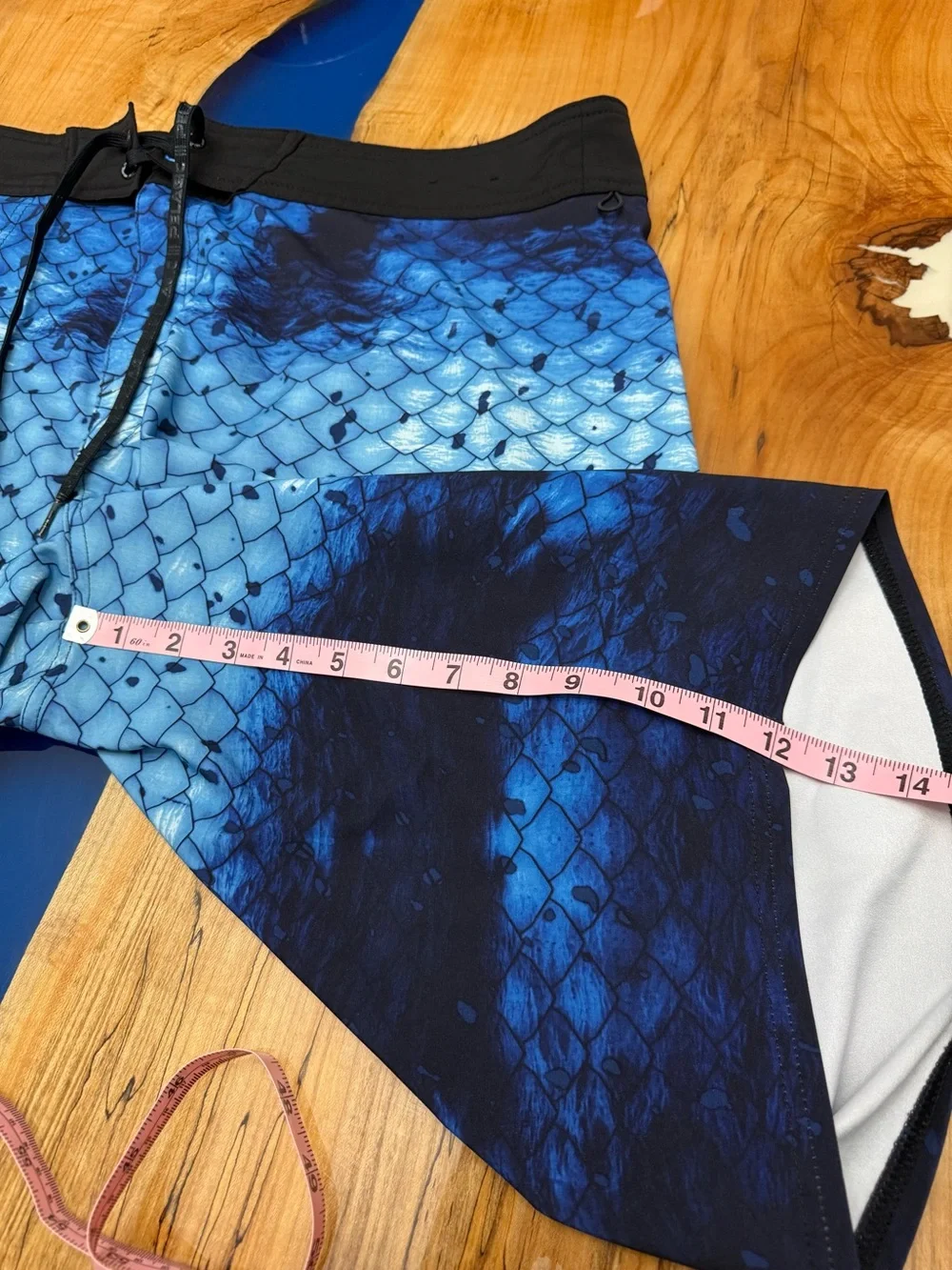 Pelagic Hydro-Lite Board Shorts Mens 38 Blue Fish Scale Fishing Performance